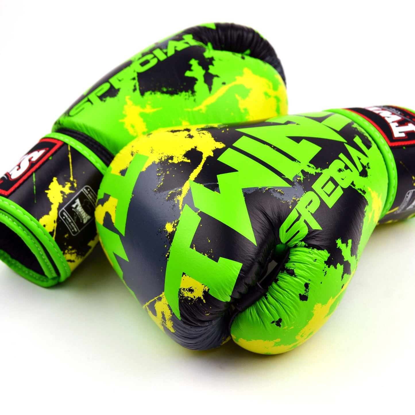 FBGVL4-61 Twins Candy Boxing Gloves Black-Green