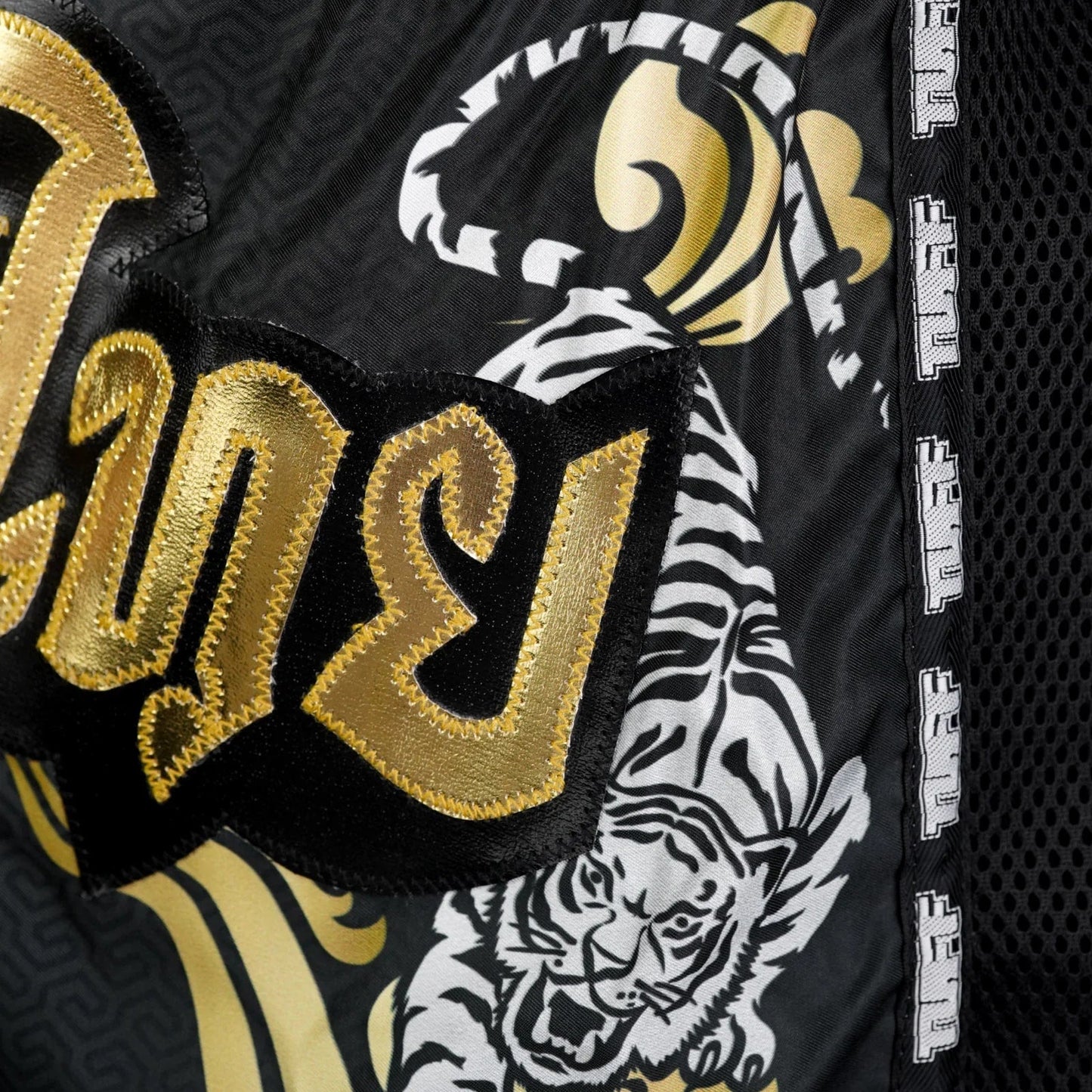 MSC120 TUFF Muaythai Shorts Retro Style Black Twin Tiger